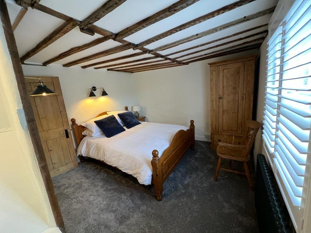 The Cottage, 13 Golden Sq. Тентърдън Екстериор снимка
